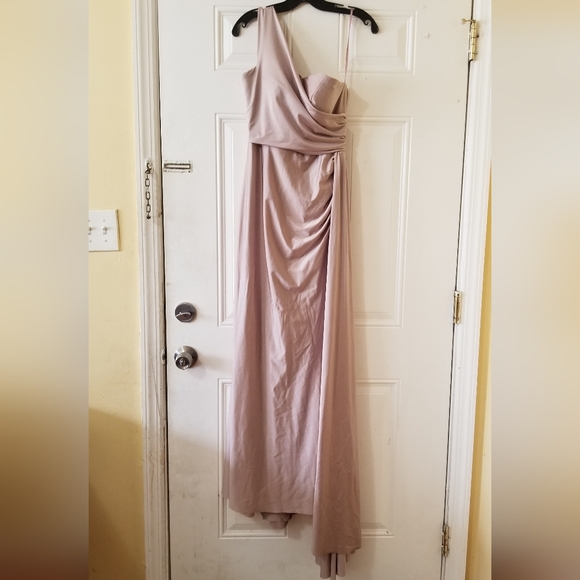 Portia and Scarlett Women’s Gown Sz 4 - Picture 10 of 16